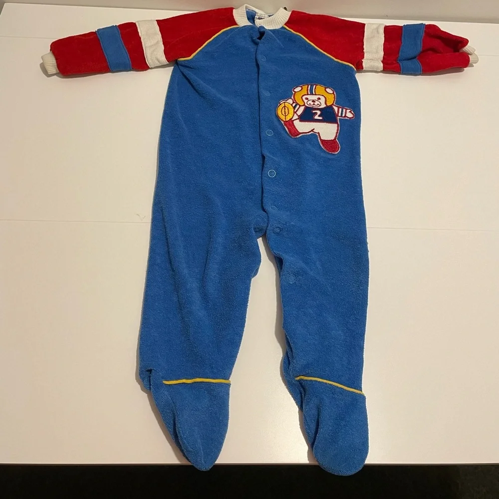 Vintage 80’s Carter’s Brand Football Bear Sleeper 9-12 Months Footie Pajamas